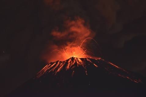 popocatepetl-volcano-eruption